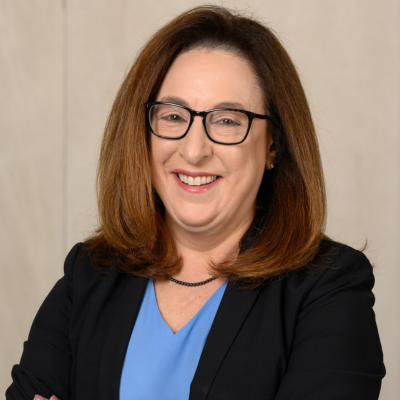 Dr Jane Leopold headshot
