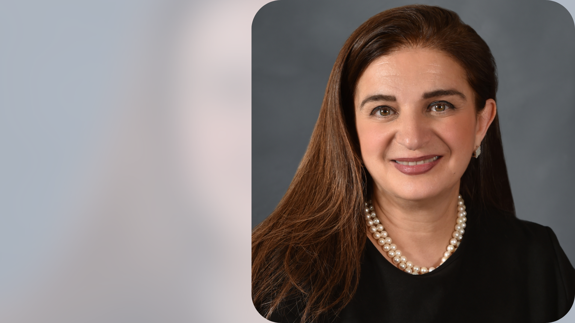 Headshot of Dr. Roxana Mehran for the Women Who Lead series