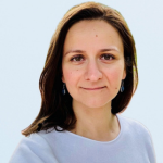 Award Winners 40 Dr Iulia Iatan headshot